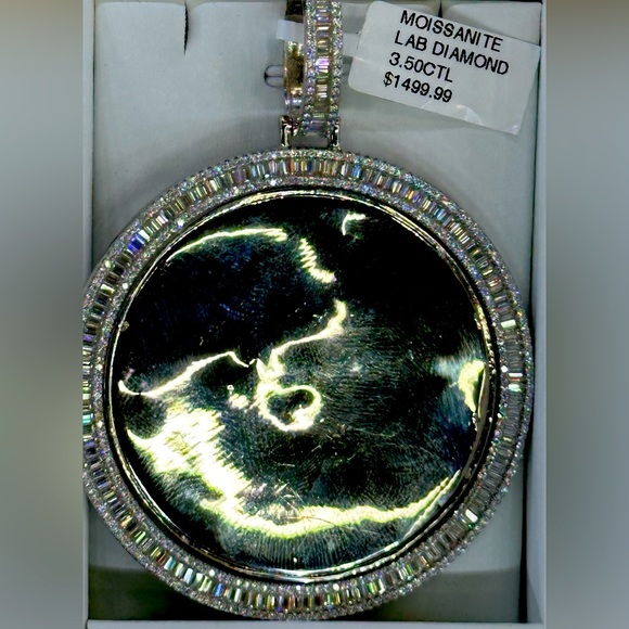 I’m selling Jewelry, exclusively snakeskin coats, Shoes & clothes all n I stop? main image 5